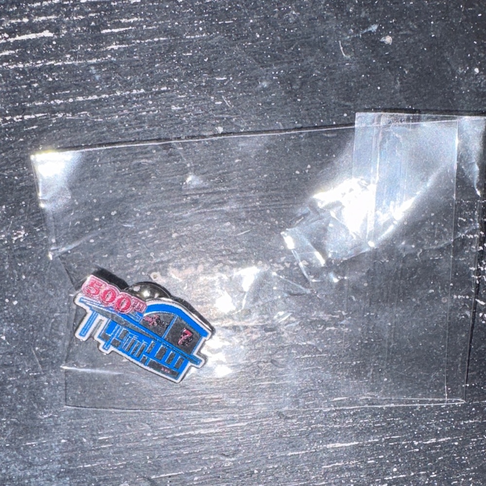 7 Brew Blue and Red 500th Pin